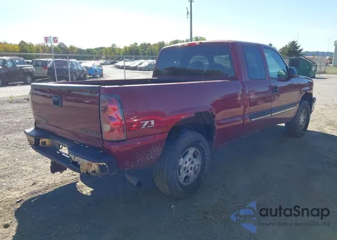2004 Chevrolet Silverado 1500 Z71 из США, поврежденный, VIN 2GCEK19TX41415467